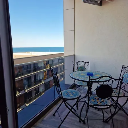 Aquamarine Mamaia Nord Apartment *